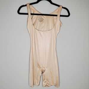 SPANX Shorts One Piece Body Shaper Size Small